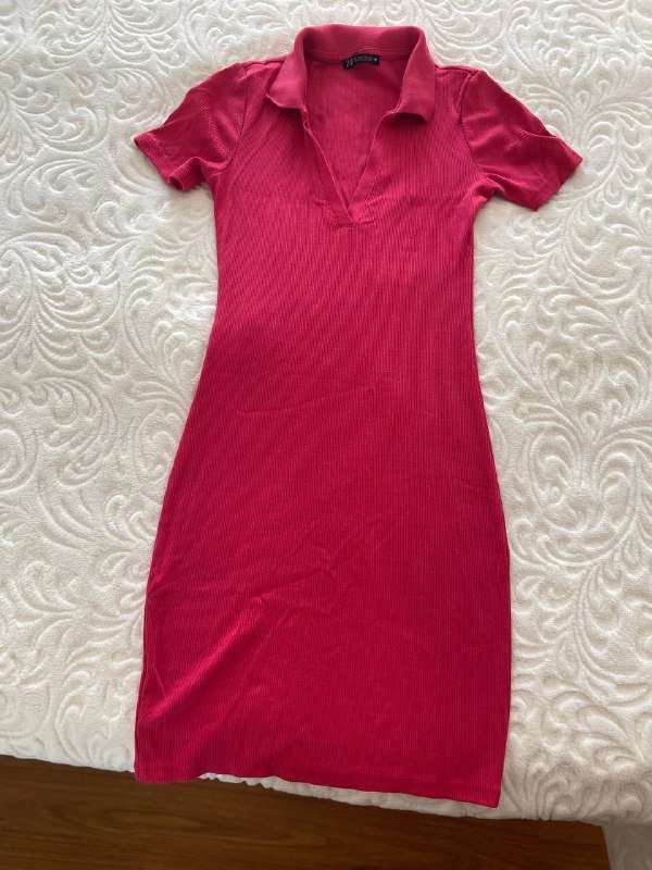 Коралловое платье, Белый свитер без дефектов