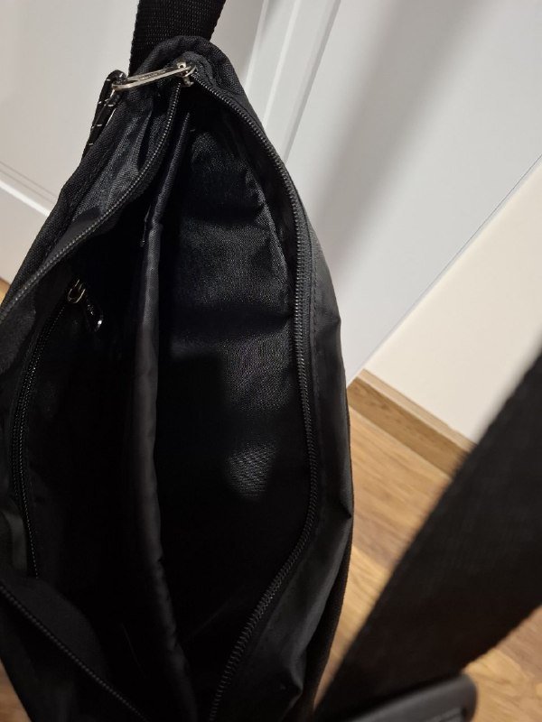 Сумка Eastpak messenger 3