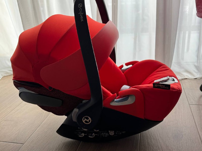 Детское автокресло Cybex z i-size с базой изофикс 2