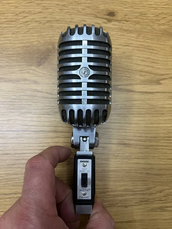 Ретро микрофон Shure 55SH Series II 1
