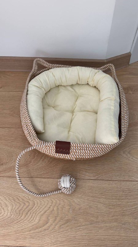 лежанка для кота