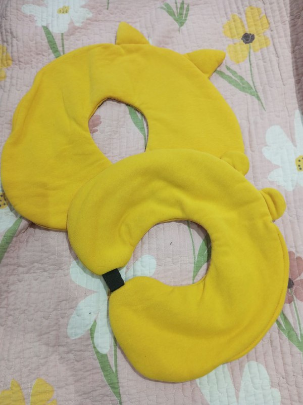 Подушка под шею для путешествий с ушками 2