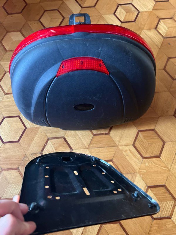 Багажник на мото/мопед