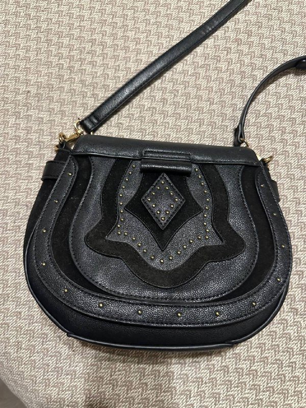 Сумка черная, красная