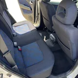 Mitsubishi Airtrek Turbo 2.0 7
