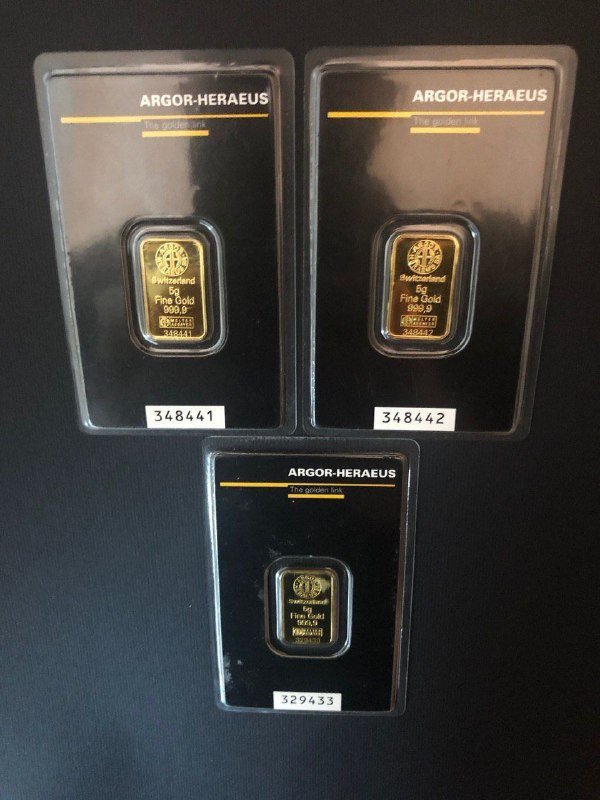 Золотые слитки