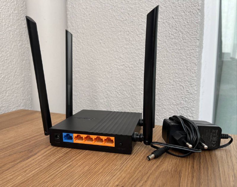 Wi-Fi роутер TP-Link Archer C64 AC1200