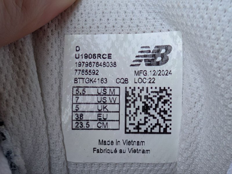 Женские кроссовки New Balance 1906 размер 7 US 38 EU 5