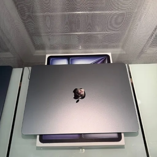 MacBook Air M2