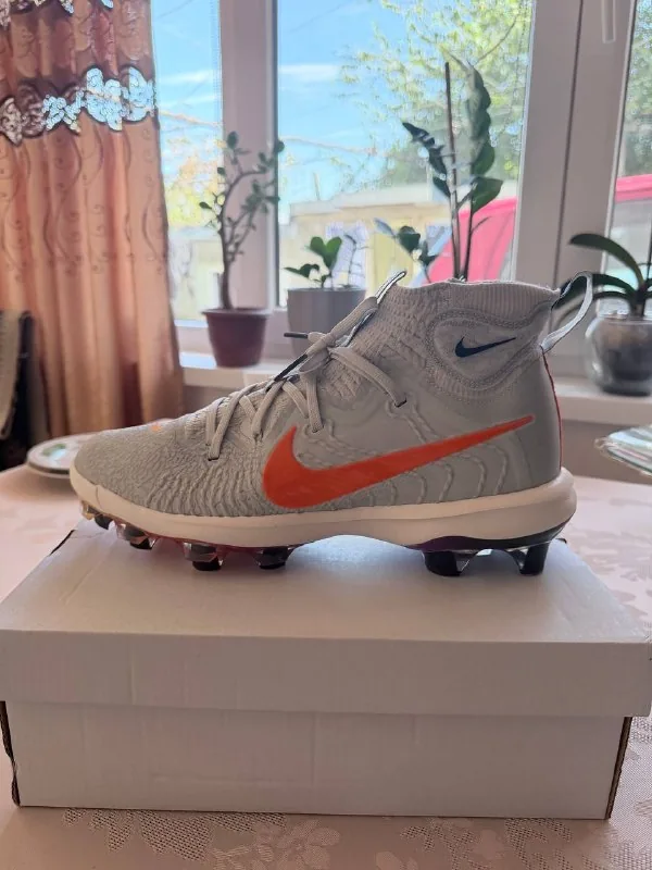 Футбольные бутсы Nike высокие 1