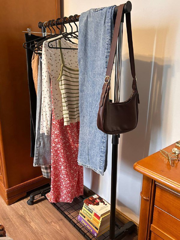 Юбка черный сатин, юбка деним, юбка клетка, юбка хлопок, платье сатин, кофточка топик, сумка, джинсы MNG, книги 5