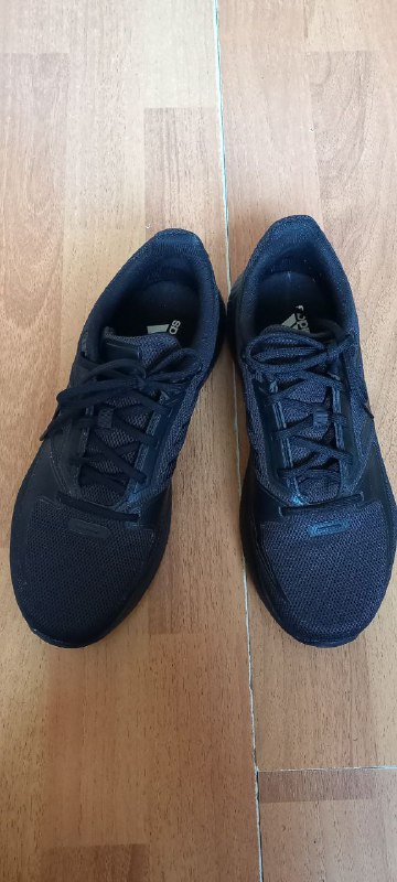 Adidas shoes, size EU 40, like new 2