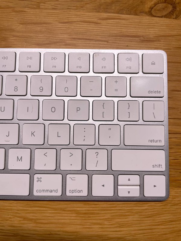 Клавиатура Apple Magic Keyboard, Оперативная память Corsair 16GB 3