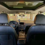 Audi Q5 Premium Plus 8