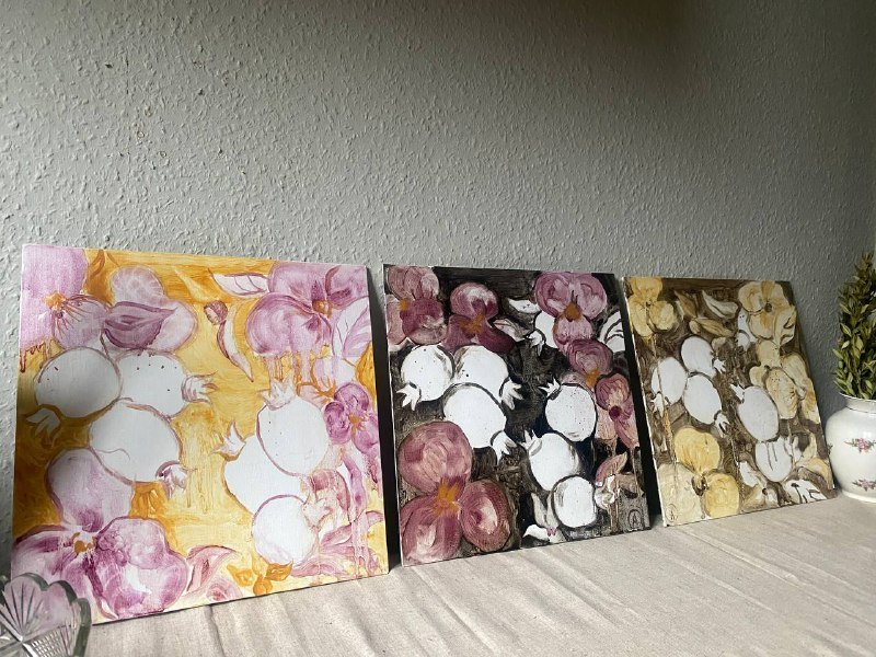 Картины на тонких холстах, написаны маслом, гранаты