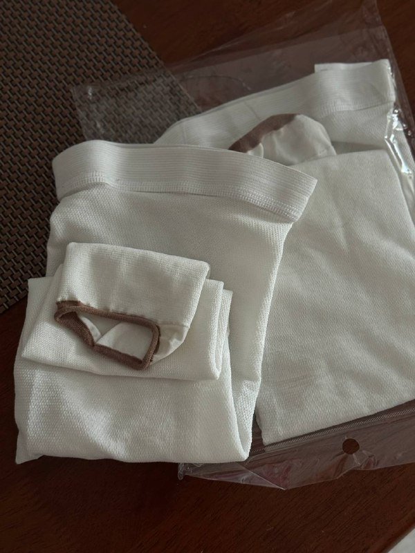 молокоотсос, бандаж, компрессионные чулки, послеродовой халат 3