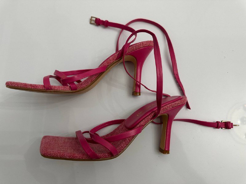 Балетки, черные ботинки, черные ботинки с желтыми шнурками, босоножки 37 размер 9