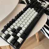 Игровой ПК, монитор, клавиатура, мышь, наушники 3