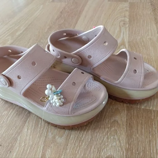 Сандалии Crocs