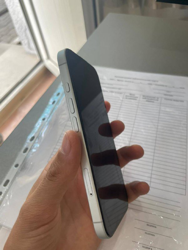 Айфон 16 128 Гб 4