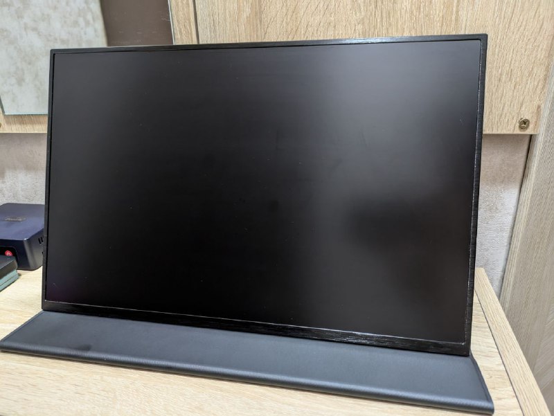 Портативный монитор UPERFECT UGame K118