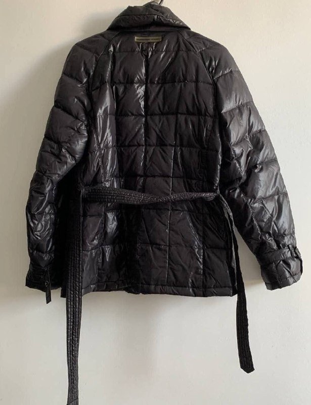 Стильный приталенный пуховик Rosker EU 36 S 2