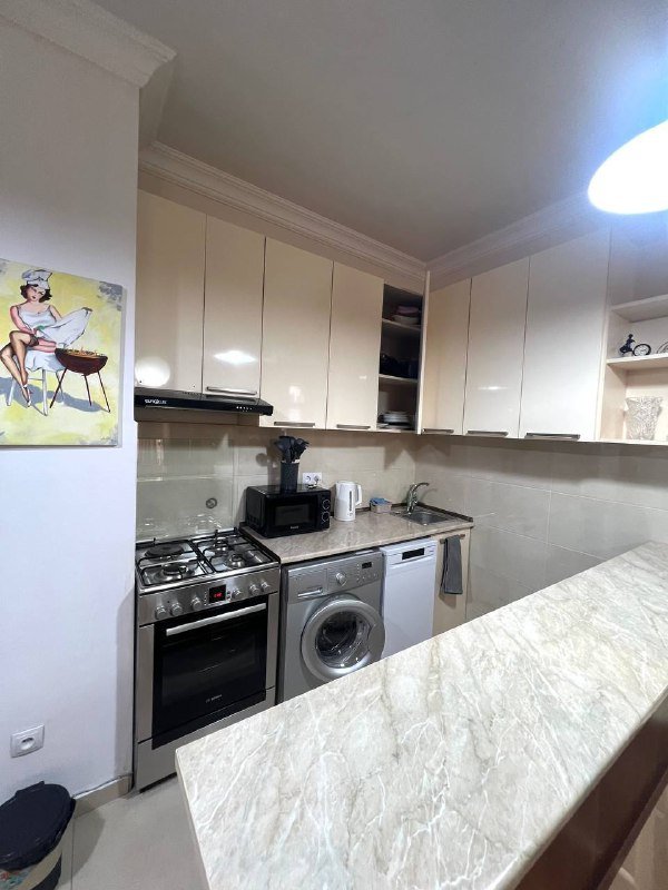 3-комнатная квартира с 2 спальнями в Старом Батуми 9