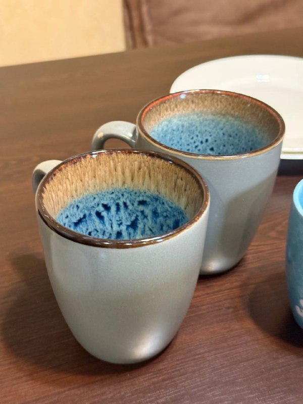 4 бокала, набор кружка миска, тарелки, вазочка, терка, стаканы, кружки 8