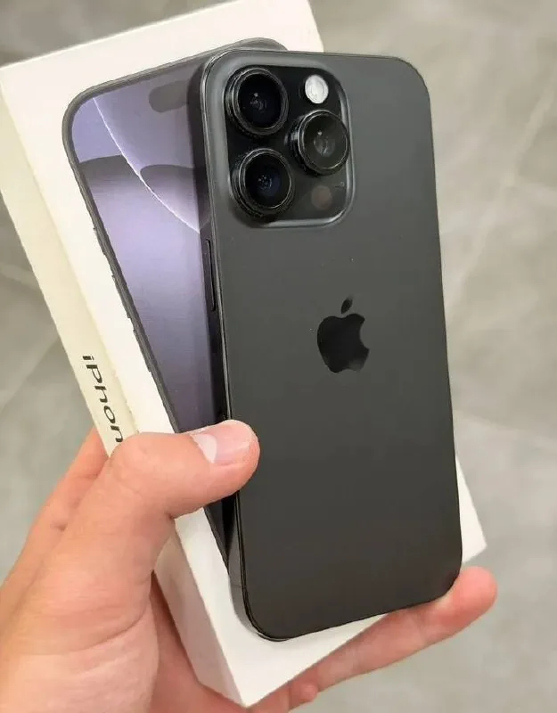 iPhone 16 Pro 1