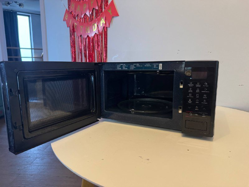 Микроволновая печь Samsung MG23J5133AK с грилем 4