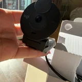 Logitech BRIO 300 веб-камера 2