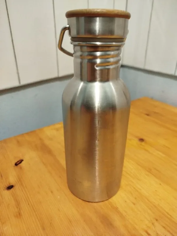 Бутылка для воды, подставка под салфетки, шкатулка, керамическая мелочь 1