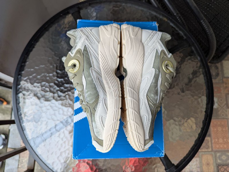 Женские кроссовки Adidas ASTIR 3