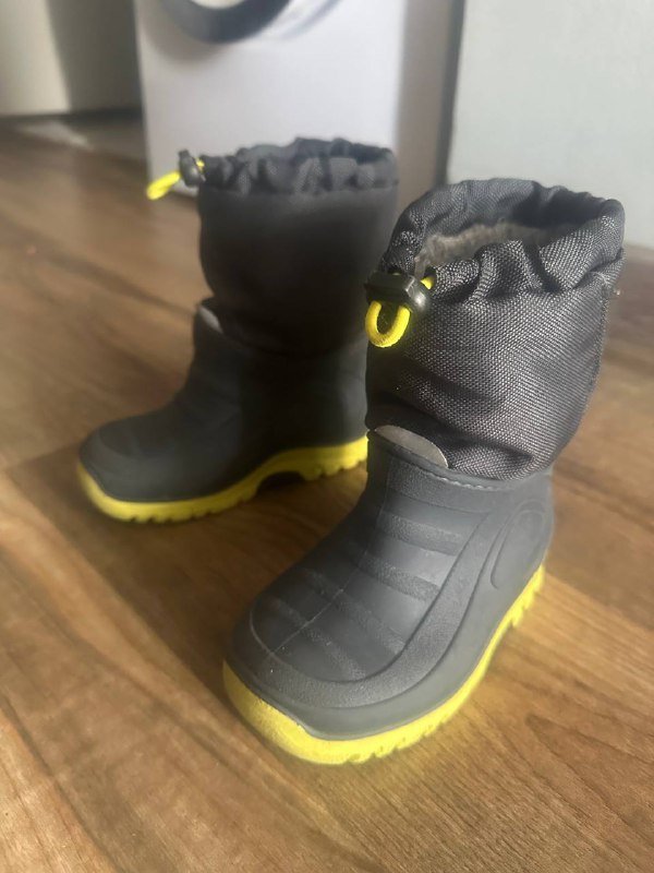 Платье, куртка, пальто, сланцы, детские сапоги 7