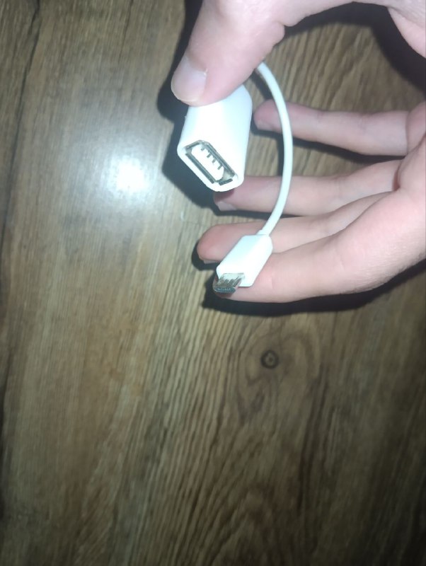 Various cables and chargers 6