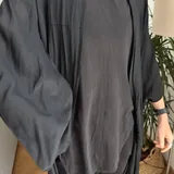 Black maxi kimono-style robe in Japanese style 2