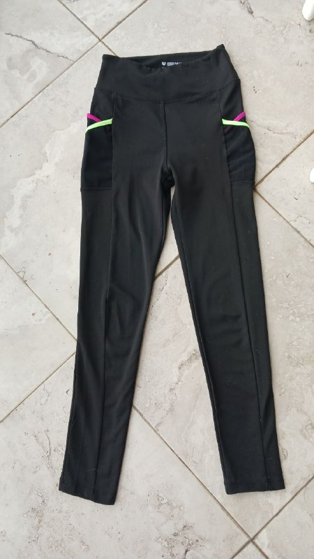 Леггинсы, Куртка, Джинсы, Adidas велосипедки, Рубашка, Шарф, Сапоги Quecha 1