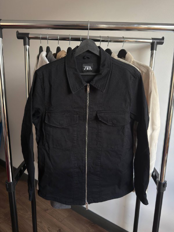 Рубашка Wrangler, пиджаки Louis Purple, GAP, рубашки и куртки Zara, штаны Puma 9