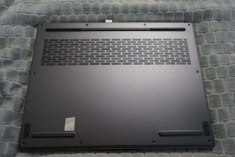 Lenovo Legion Slim 5 14APH8 ноутбук 3