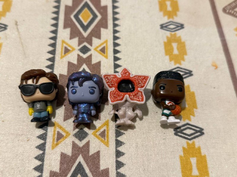 Повторки kinder joy stranger things фигурки