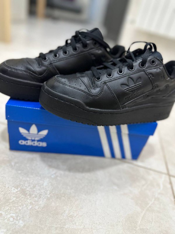 Кожаные кроссовки adidas 39 размер 2