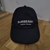 Куртка Hugo Boss, куртка Kenzo, кепка Burberry, кроссовки Premiata 8