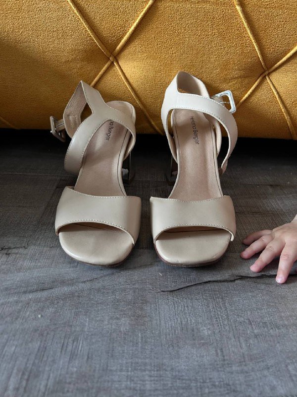 Кеды Zenden 40, босоножки Mango 39, босоножки Helena Berger 39 6