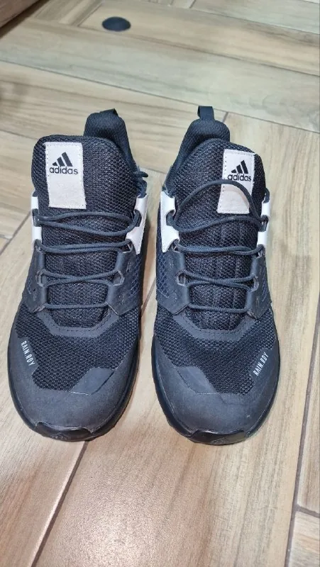 Adidas кроссовки 1