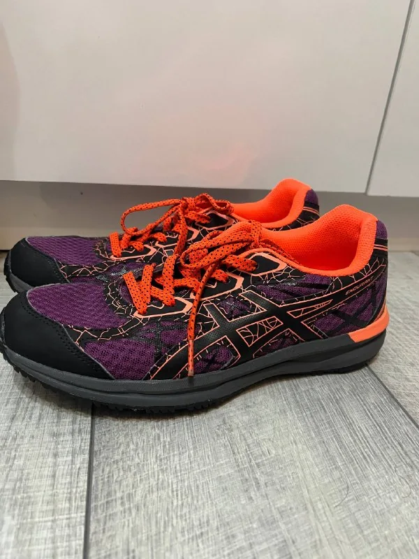 Женские кроссовки Asics Endurant 1