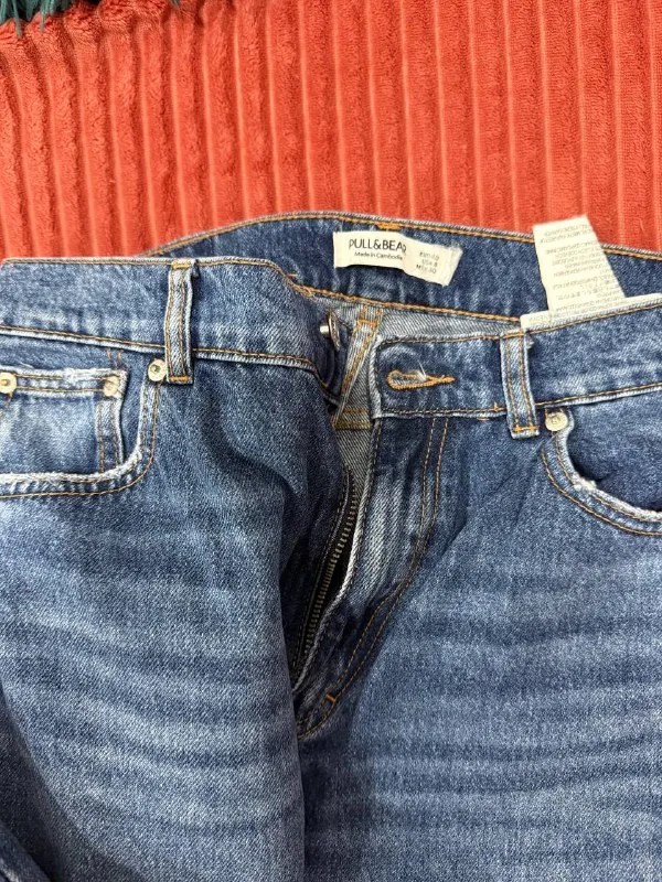 Женские джинсы Pull&Bear размера M 1