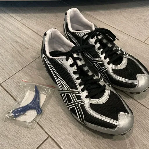 Кроссовки ASICS Hyper MD Silver Track