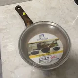Сковорода, кастрюля, утюг, сушилка для белья, баночки 1