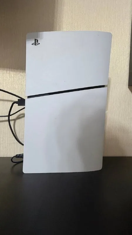 PlayStation 5 Slim с двумя джойстиками 1