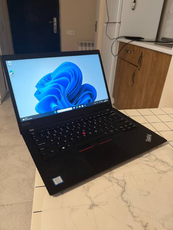 Ноутбук Lenovo t490 i5 16GB 512GB SSD